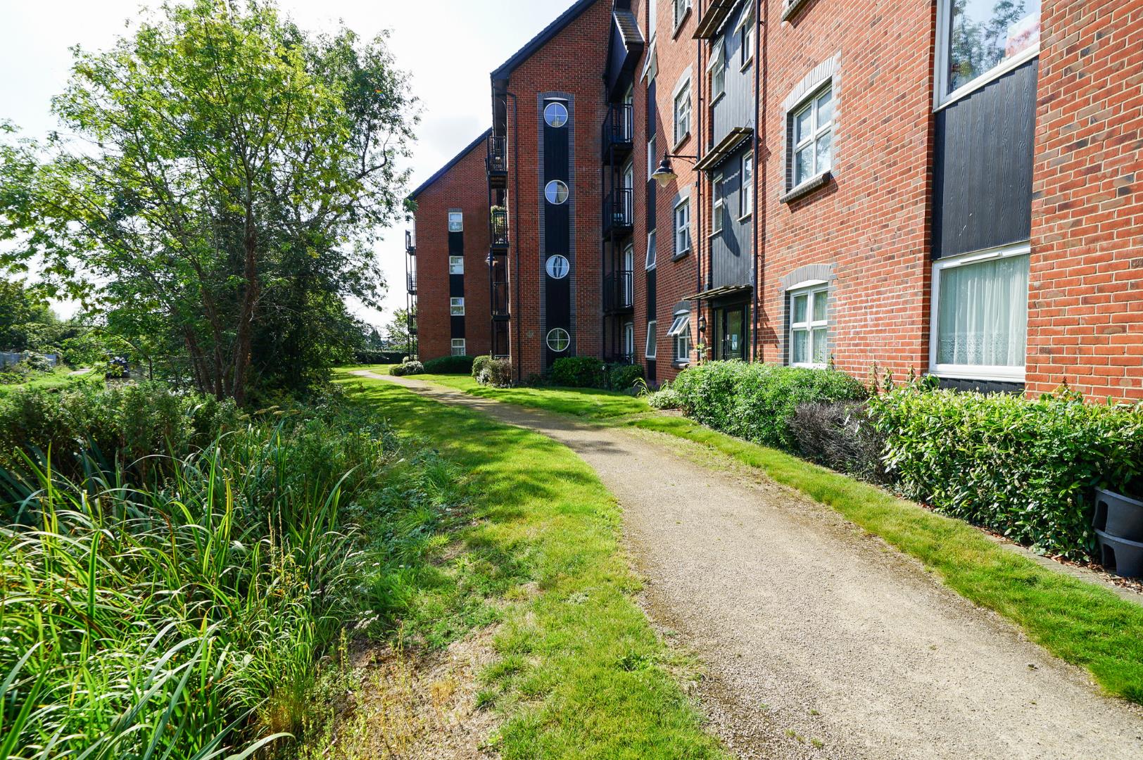 The Wharf, Leighton Buzzard Quarters Estate Agents